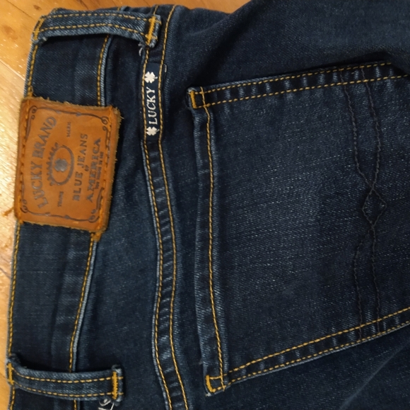 Lucky Brand Jeans - Picture 5 of 6